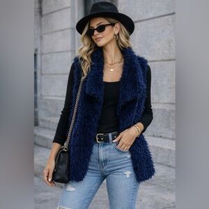 Zara Navy Blue Faux Fur Fuzzy Vest Women’s Small Cozy Streetwear Layering